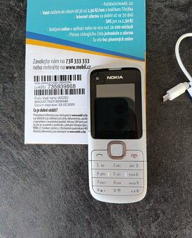 Nokia C-1 - 3