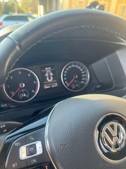 CARAVELLE T6 4X4 2.0 TDI 110kW Najeto 24500KM - 3
