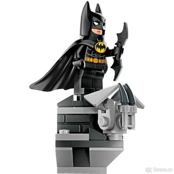 LEGO DC Comics Super Heroes 30653 Batman z roku 1992 - 3