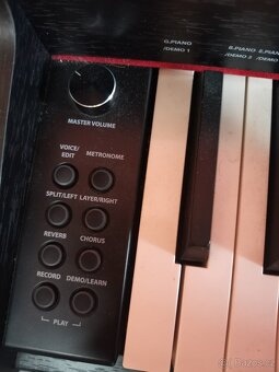 Digitální piano KURZWEIL M70 - 3