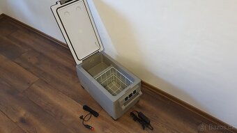 Kompresorová lednička 35l - 3