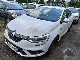 Renault Mégane IV 1,5 BLUE DCI - 3