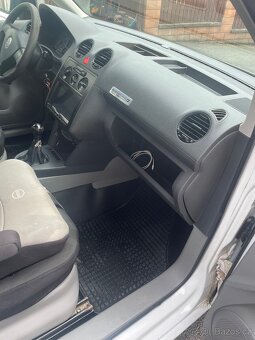 VW Caddy 2.0 SDI Stavební auto 2.místa - 3