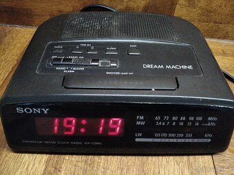 Radiobudík Sony ICF-C280L - 3