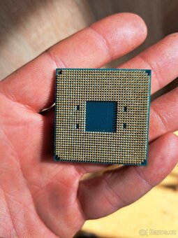 AMD Ryzen 9 5900X - 3