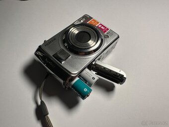 Fujifilm FinePix A820 - 3