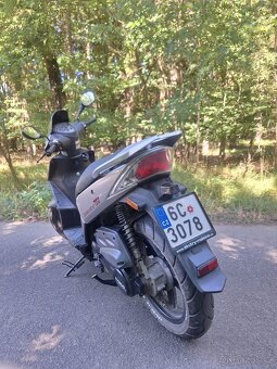 Skútr Kymco Agility City 50 - 3