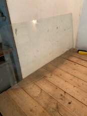 Zadní sklo - Škoda 120 - 3