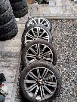 Peugeot litá kola zimní pneu 235/45R18 - 3