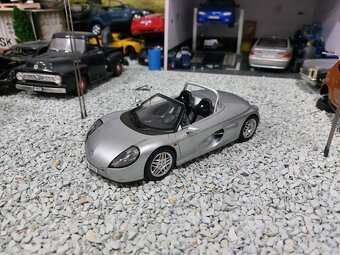 model auta Renault Spider sport 1999 Otto mobile 1:18 - 3