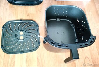 Horkovzdušná fritéza Russell Hobbs 27170 - 3