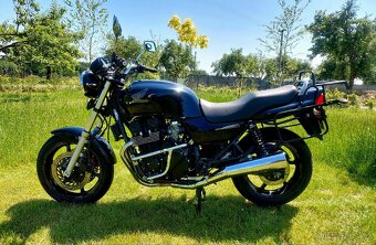 Honda CB 750 SEVEN FIFTY - 3