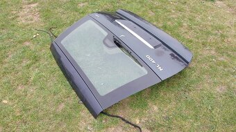 Mercedes ML - Dveře kufru černé - 3