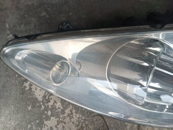 Peugeot 307 pravé přední světlo - 3