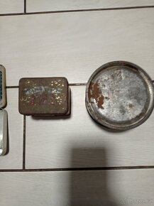 Staré plechové krabičky - 3