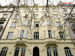 Prodej bytu 4+kk, 173 m², Praha 5, ul. Janáčkovo nábřeží - 3