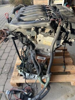 Bmw e53 motor - 3