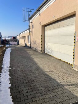 Areál v blízkosti Brna 3000 m2 - 3
