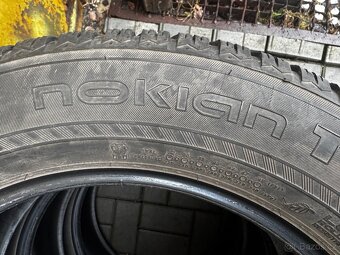 Zimní pneumatiky Nokian 235/60/18 - 3