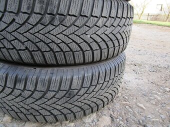 215/70/R16 100T, Bridgestone Blizzak - 3