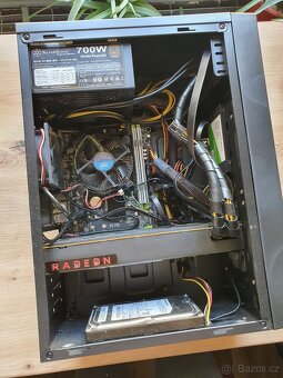 Herní počítač Intel i5 6400/ RX VEGA 64 8GB/ 120GB SSD a 1TB - 3