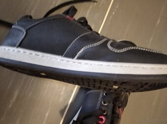 NOVE SPORTOVNI BOTY 42 - 3