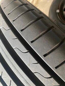 VW 5x112 - letní 205/55/16 stav novych - 3