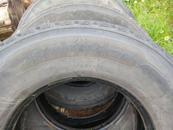 Nákladní pneu Michelin - 3