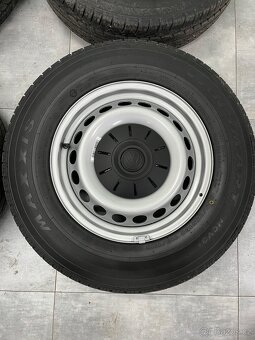 Prodám disky Volkswagen 5x120 r16 letní pneu 205/75/16C - 3