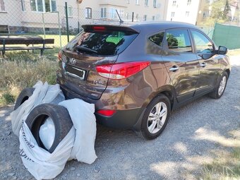 Hyundai ix35 2.0CRDi 4x4-Koup.ČR,CEBIE, SERVISKA, PO SERVISU - 3