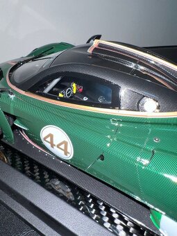 1/18 VIP Models Pagani Huayra R - 3