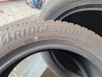 Prodám zimní pneu 215/55/18 99v Bridgestone - 3