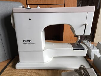 Elektrický šicí stroj kufříkový - 3