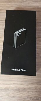 Prodám použitý Samsung Z Flip 6 -stříbrný - 3