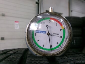 225/60 R17 HANKOOK (cca 5mm) č.14981/d2 - 3