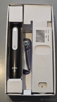 Zubní Kartáček Oral-B iO Series 3 Black - 3