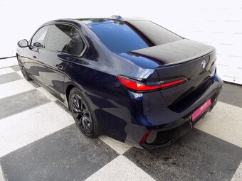 BMW Řada 7 750e/xDrive/M-Sport/Full-LED/ - 3