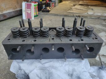 Hlava motoru Škoda 1089ccm - 3