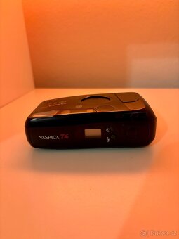 Yashica T4 - 3