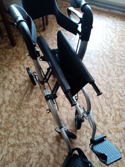 Chodítko pro seniory - 3