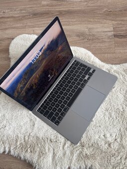 MacBook Air 13” M1 256 GB Space Grey TOP STAV - 3