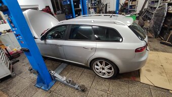 Alfa romeo 159 Q4 2.4 jtd 154kW - 3