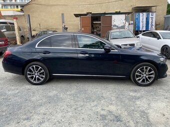 Mercedes E220d TOP STAV - 3