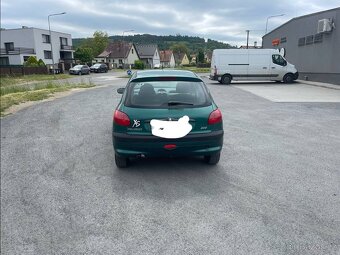 Peugeot 206 - 3