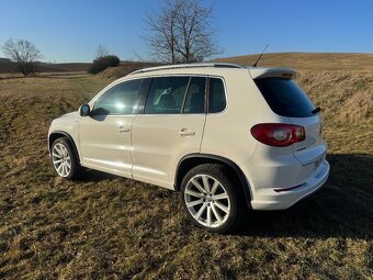 Prodám- VW Tiguan 2.0 tdi 4x4 R-Line - 3