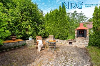 Prodej chaty s vinným sklepem, udírnou a výhledem, 760 m2, N - 3