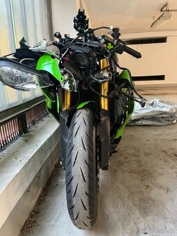 Kawasaki ZX10-R Ninja 2005 - 3