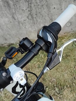 Horské kolo Scott Scale JR 24 Nino Schurter - 3