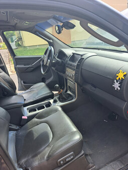 Nissan Pathfinder - 3