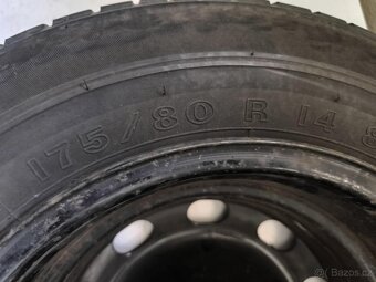 Prodám rezervu R14 s pneu I75 / 80 R14 - 3